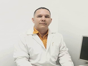 Dr. Charly Marcano